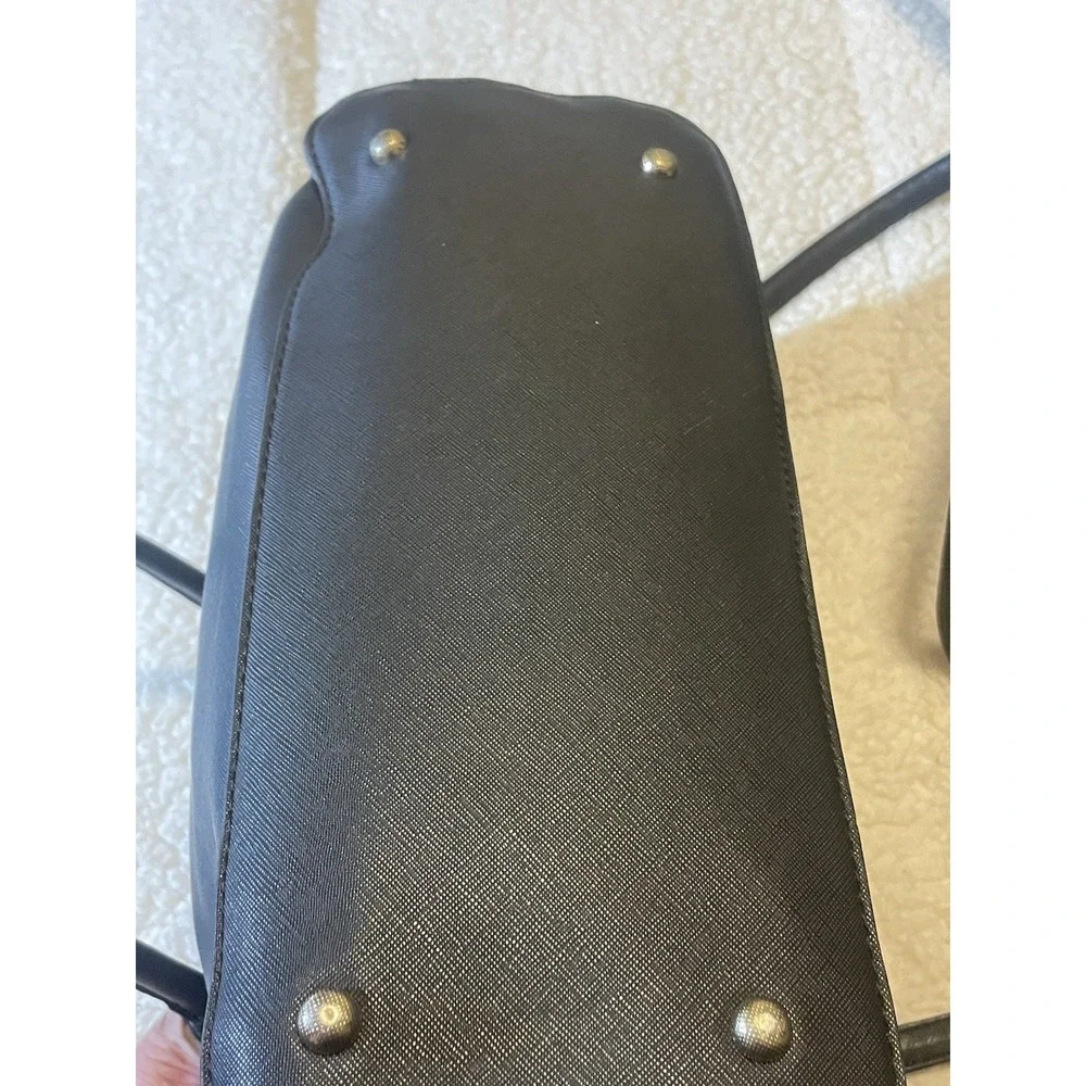 Black Handbag - Faux Leather - Clean